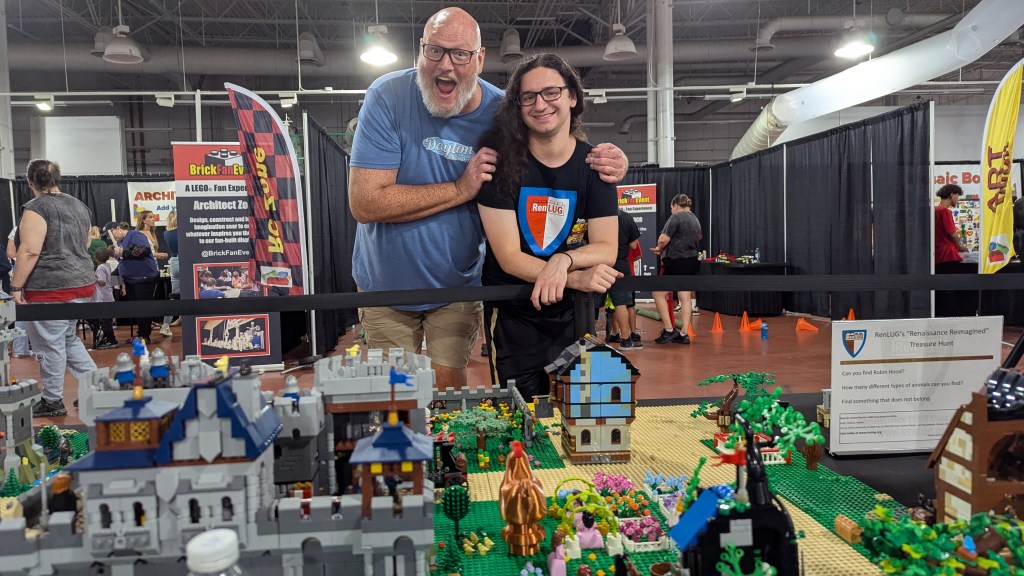 A shared moment of awe! From seasoned hands to emerging builders, RenLUG’s collaborative LEGO® display captivates all ages.